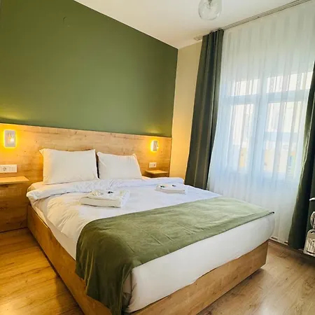 Sultan & Hostal *