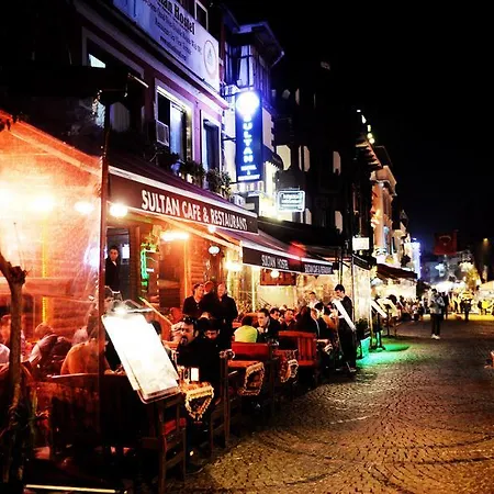 Sultan & Istanbul